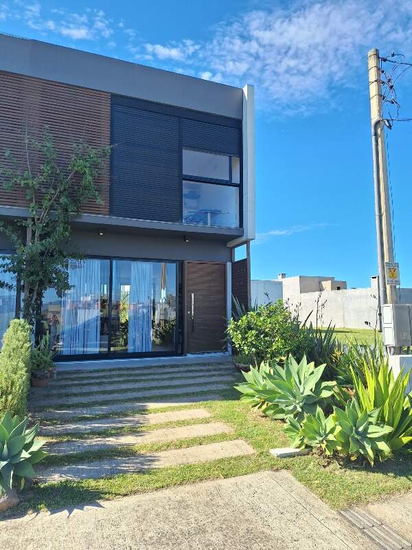 Casa em Condomínio à venda no Santorini Parque: 