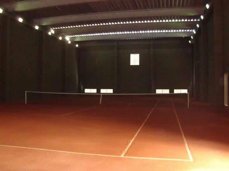 Terreno em Condomínio à venda no Dubai Resort : 