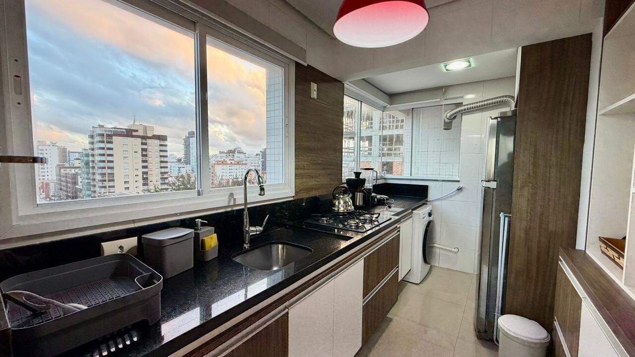 Apartamento à venda no Zona Nova: 