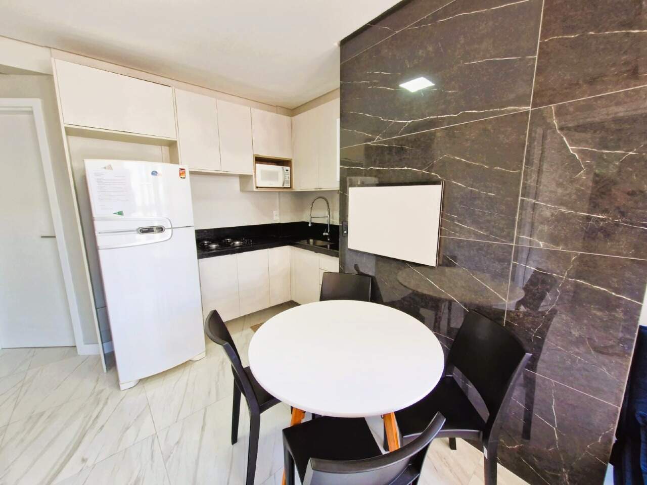 Apartamento à venda no Zona Nova: 