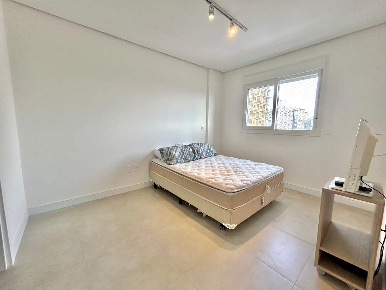 Apartamento à venda no Zona Nova: 