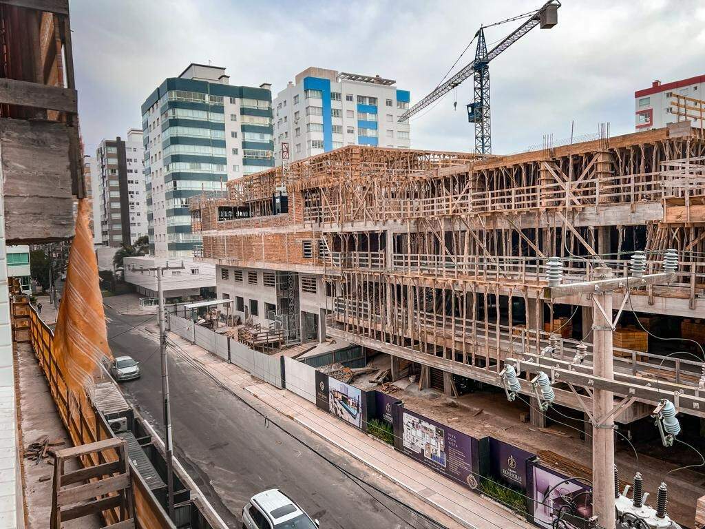 Apartamento à venda no Zona Nova: 