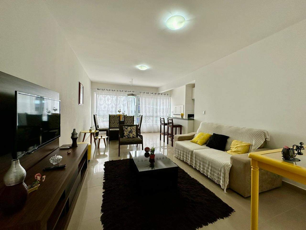 Apartamento à venda no Zona Nova: 