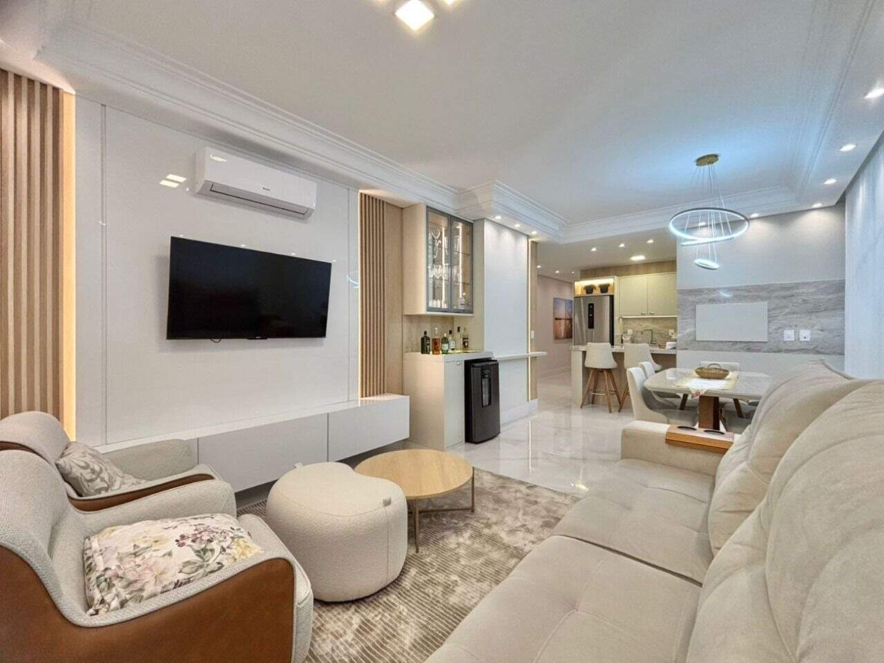 Apartamento à venda no Zona Nova: 