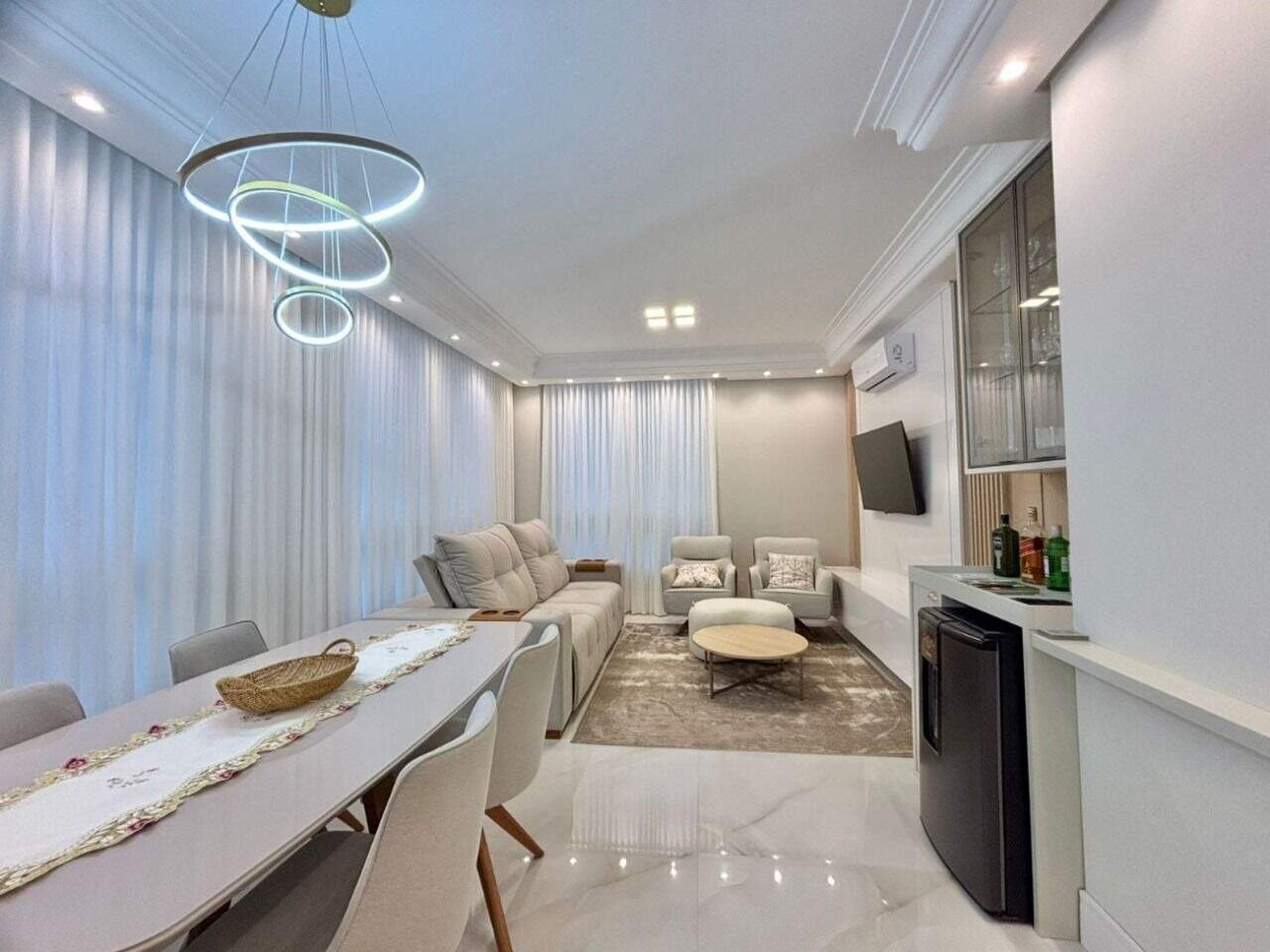 Apartamento à venda no Zona Nova: 