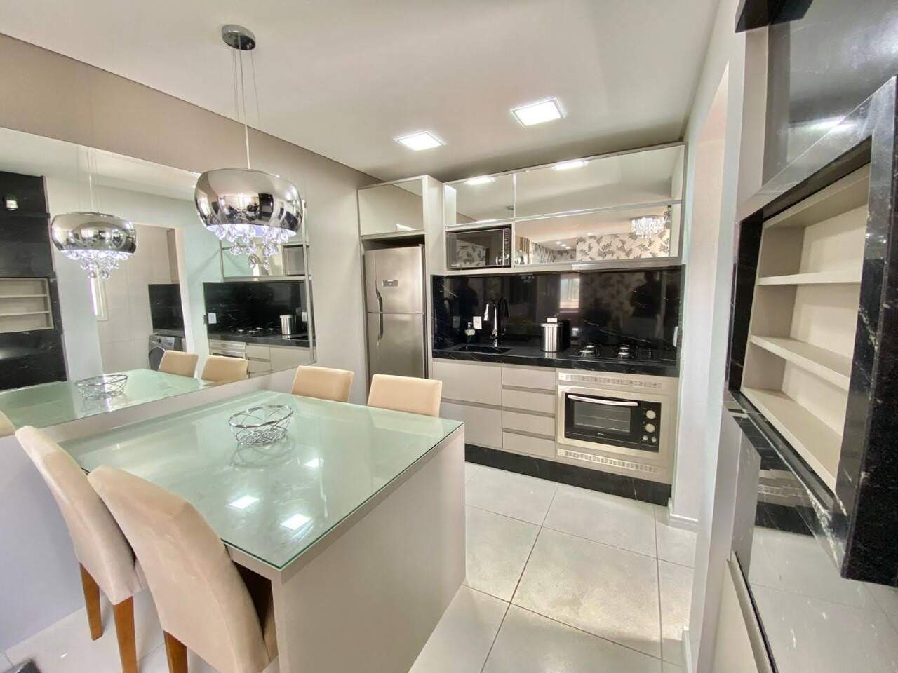 Apartamento à venda no Zona Nova: 