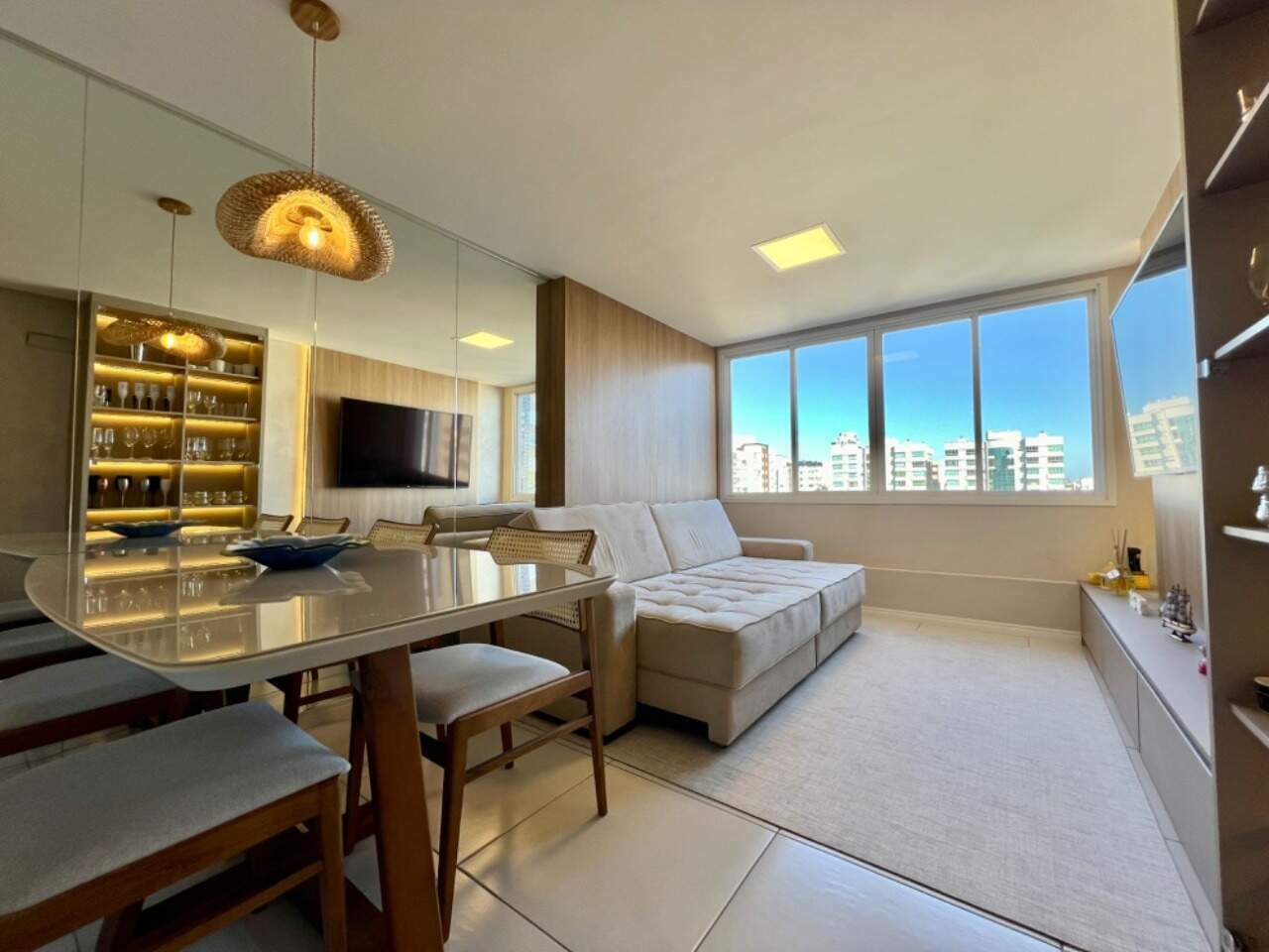 Apartamento à venda no Zona Nova: 