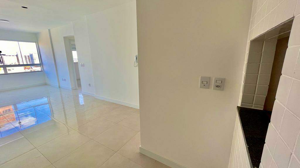 Apartamento à venda no Zona Nova: 