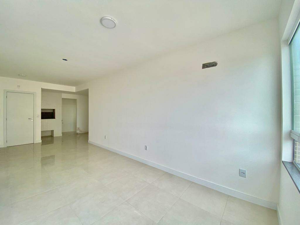 Apartamento à venda no Zona Nova: 