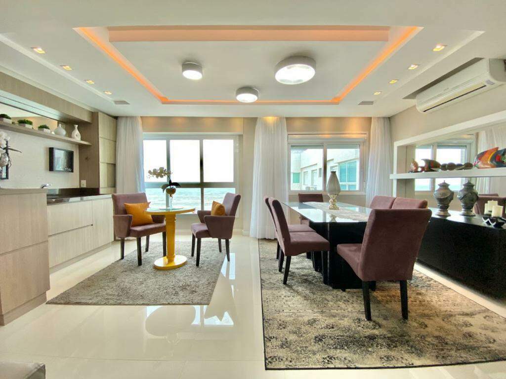 Apartamento à venda no Navegantes: 