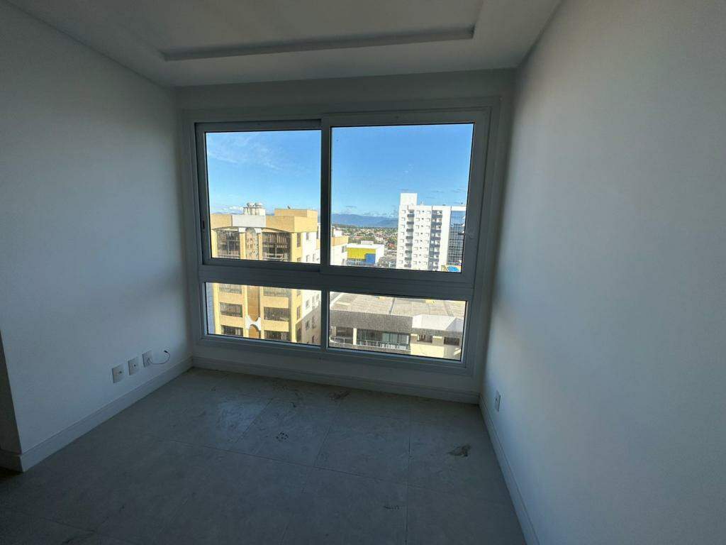 Apartamento à venda no Zona Nova: 