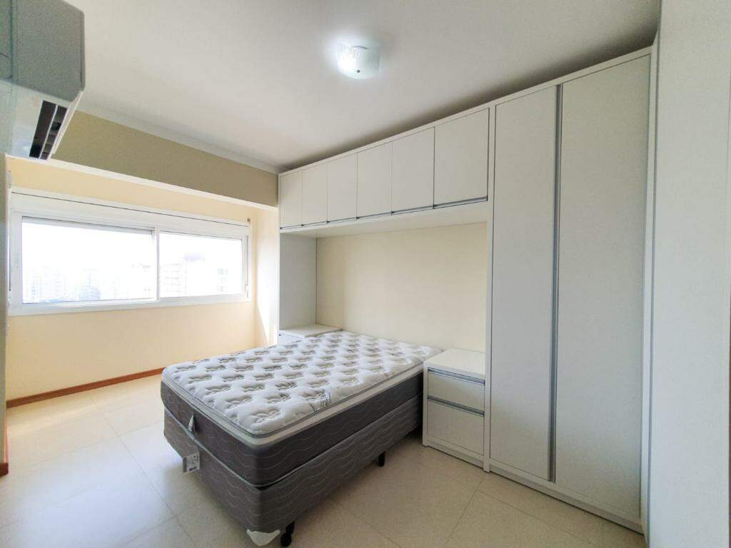 Apartamento à venda no Navegantes: 