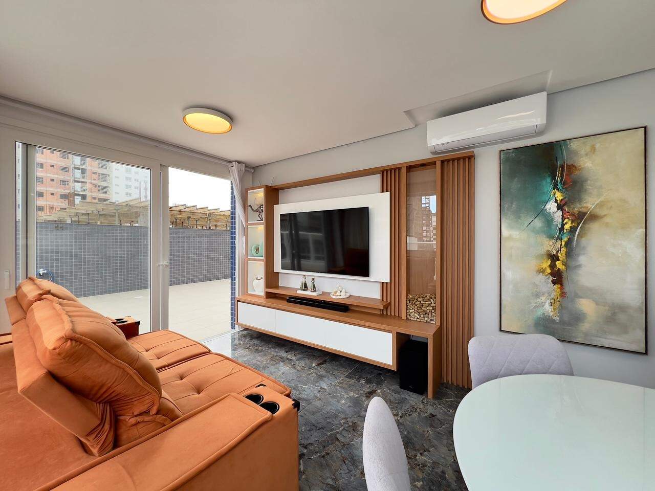 Apartamento à venda no Zona Nova: 