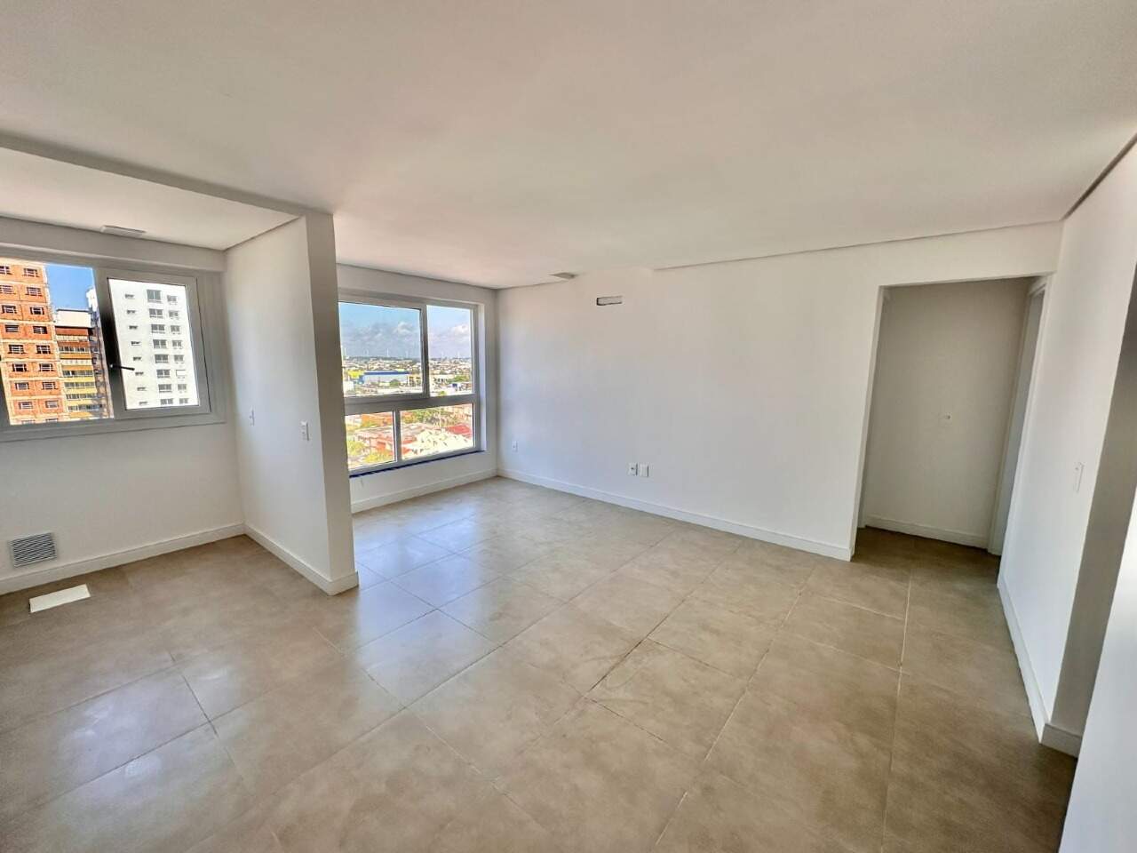 Apartamento à venda no Zona Nova: 