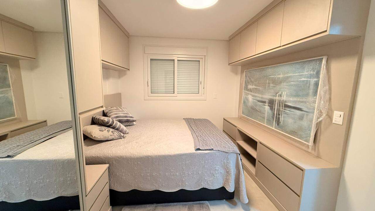 Apartamento à venda no Zona Nova: 