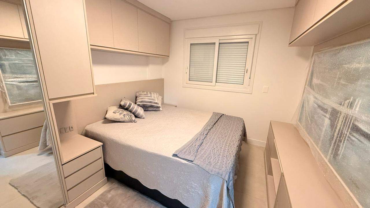 Apartamento à venda no Zona Nova: 