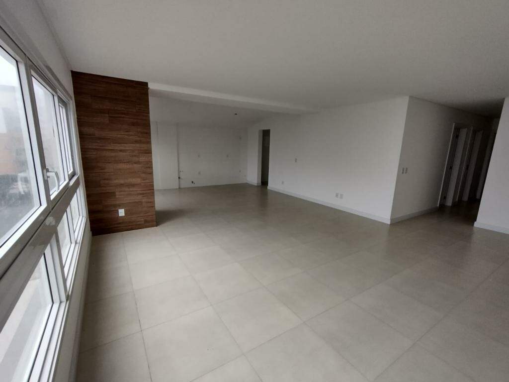 Apartamento à venda no Zona Nova: 