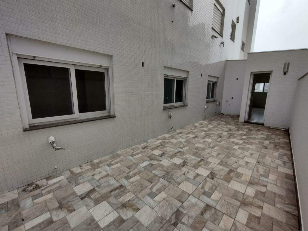 Apartamento à venda no Zona Nova: 