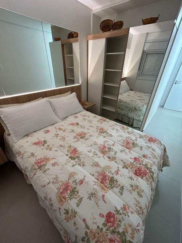 Apartamento à venda no Navegantes: 