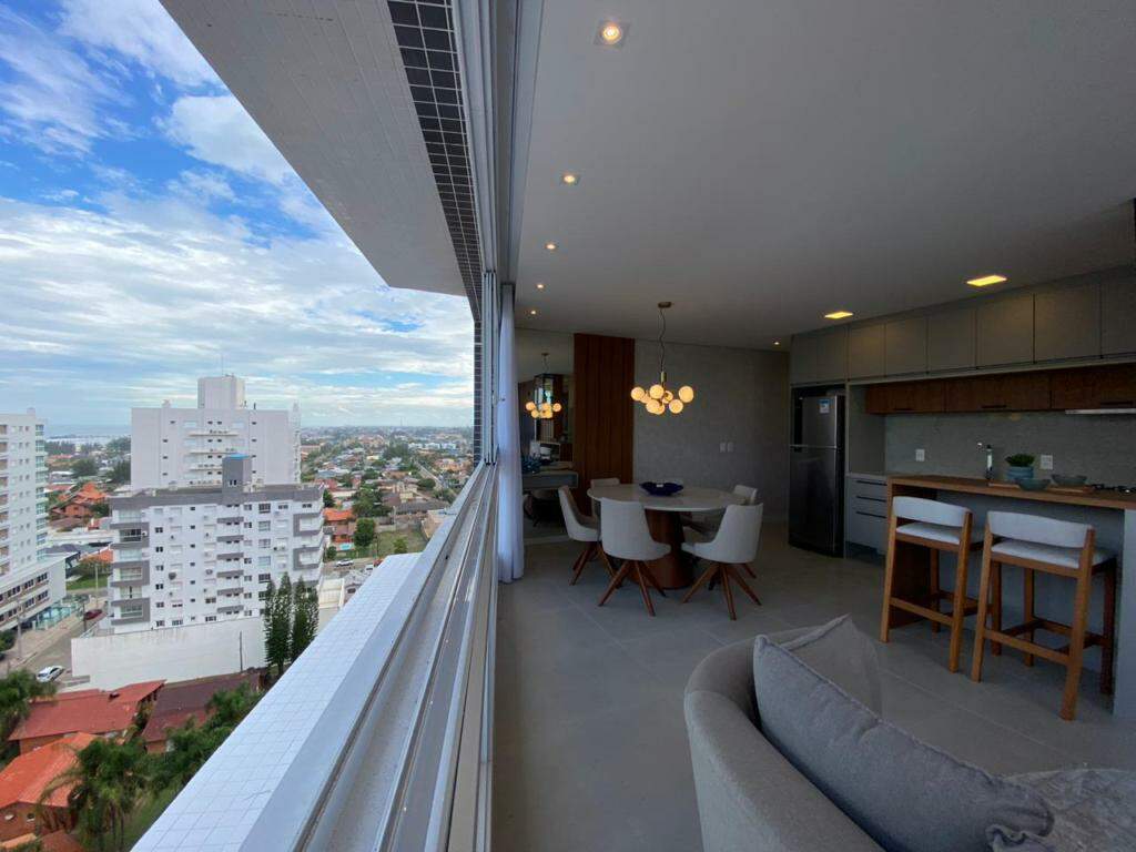 Apartamento à venda no Navegantes: 