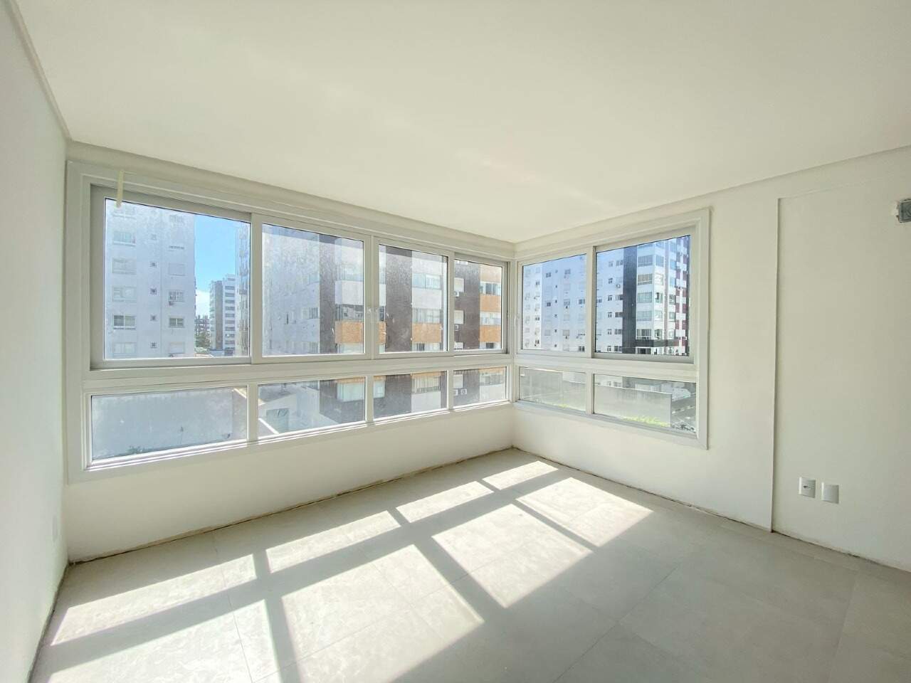 Apartamento à venda no Zona Nova: 