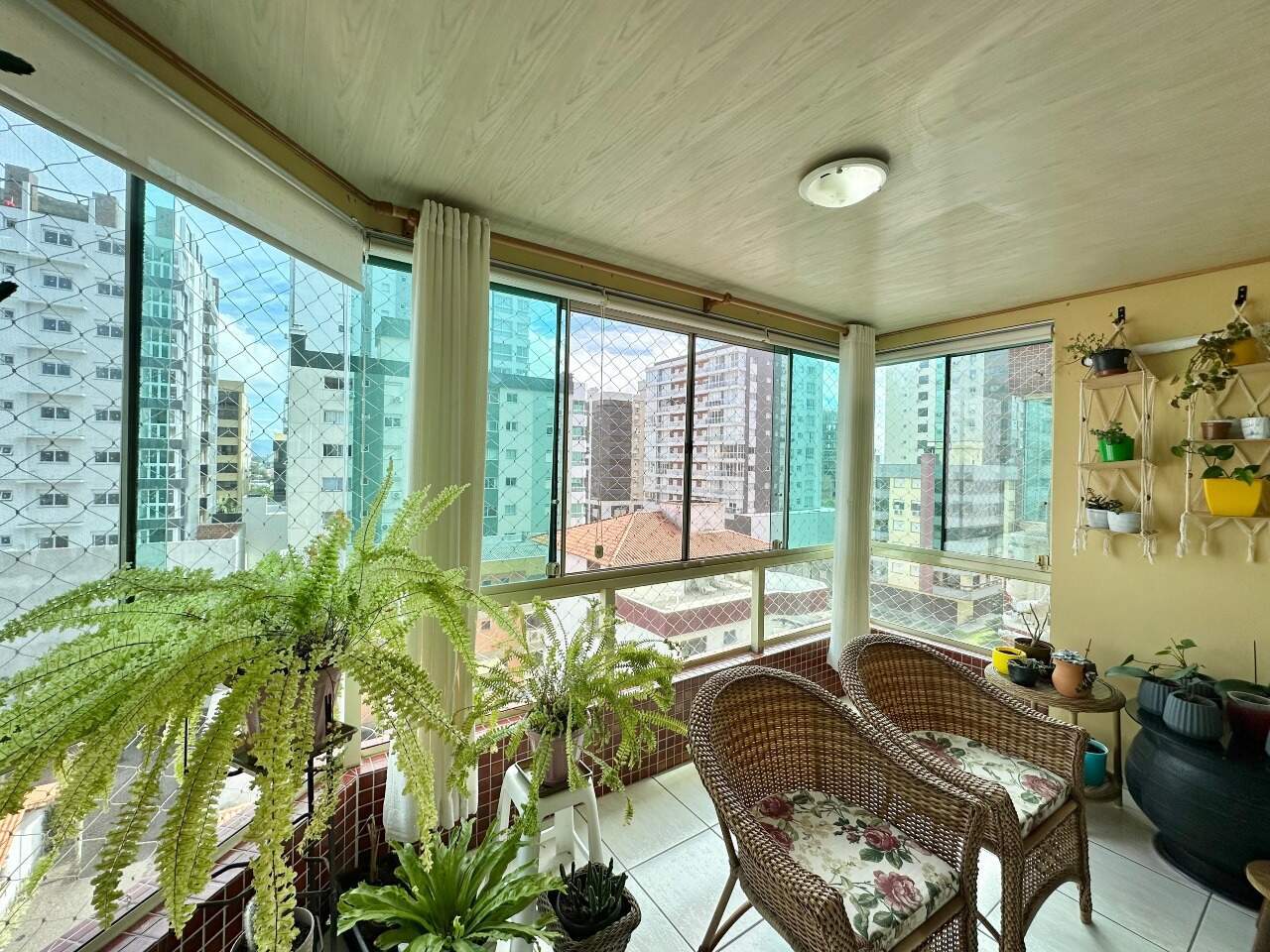 Apartamento à venda no Zona Nova: 