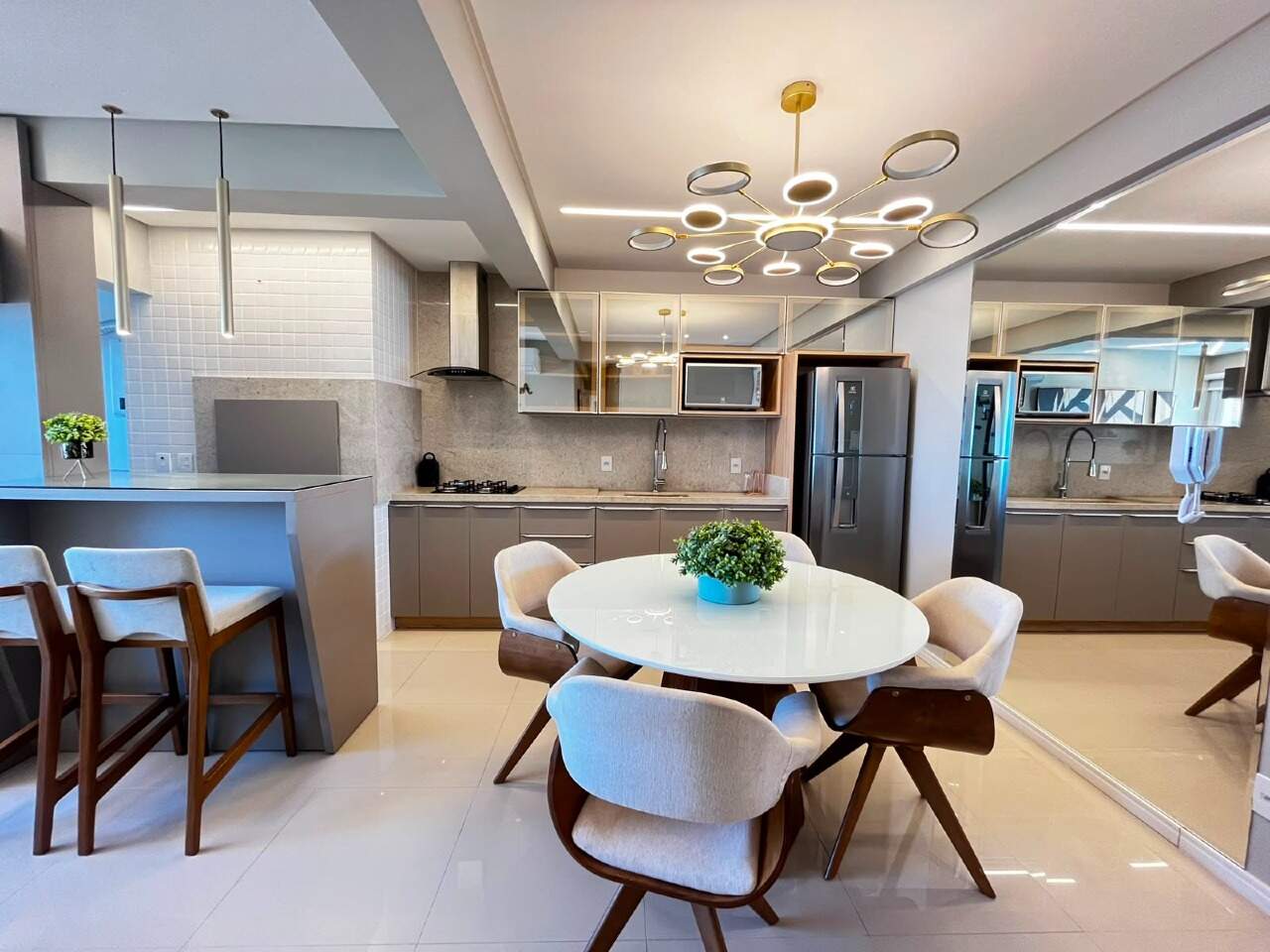 Apartamento à venda no Zona Nova: 