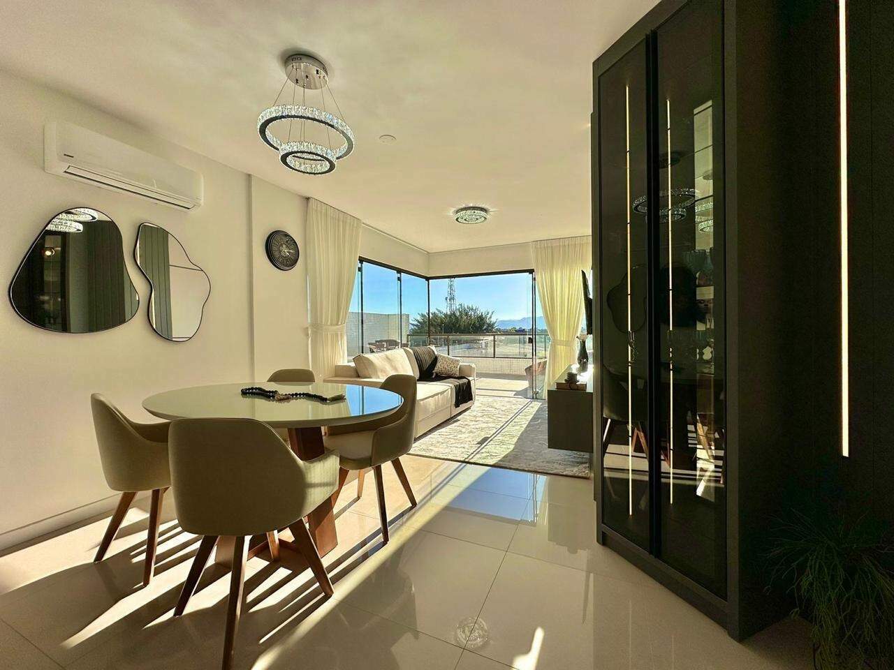 Apartamento à venda no Navegantes: 