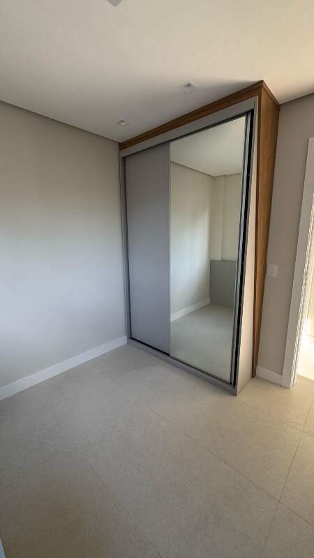 Apartamento à venda no Navegantes: 