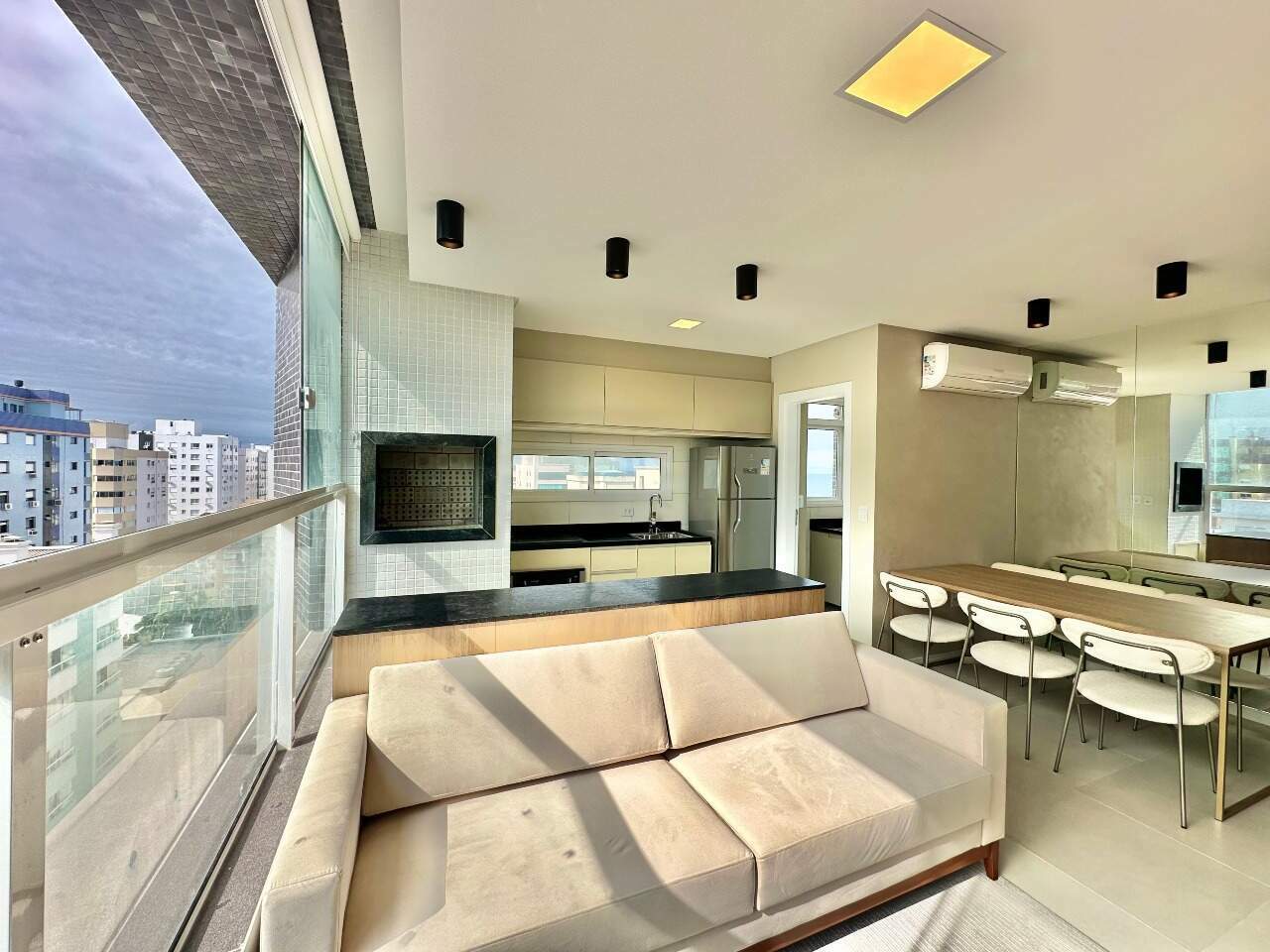 Apartamento à venda no Zona Nova: 