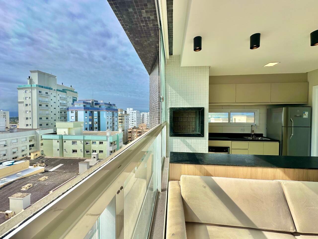 Apartamento à venda no Zona Nova: 