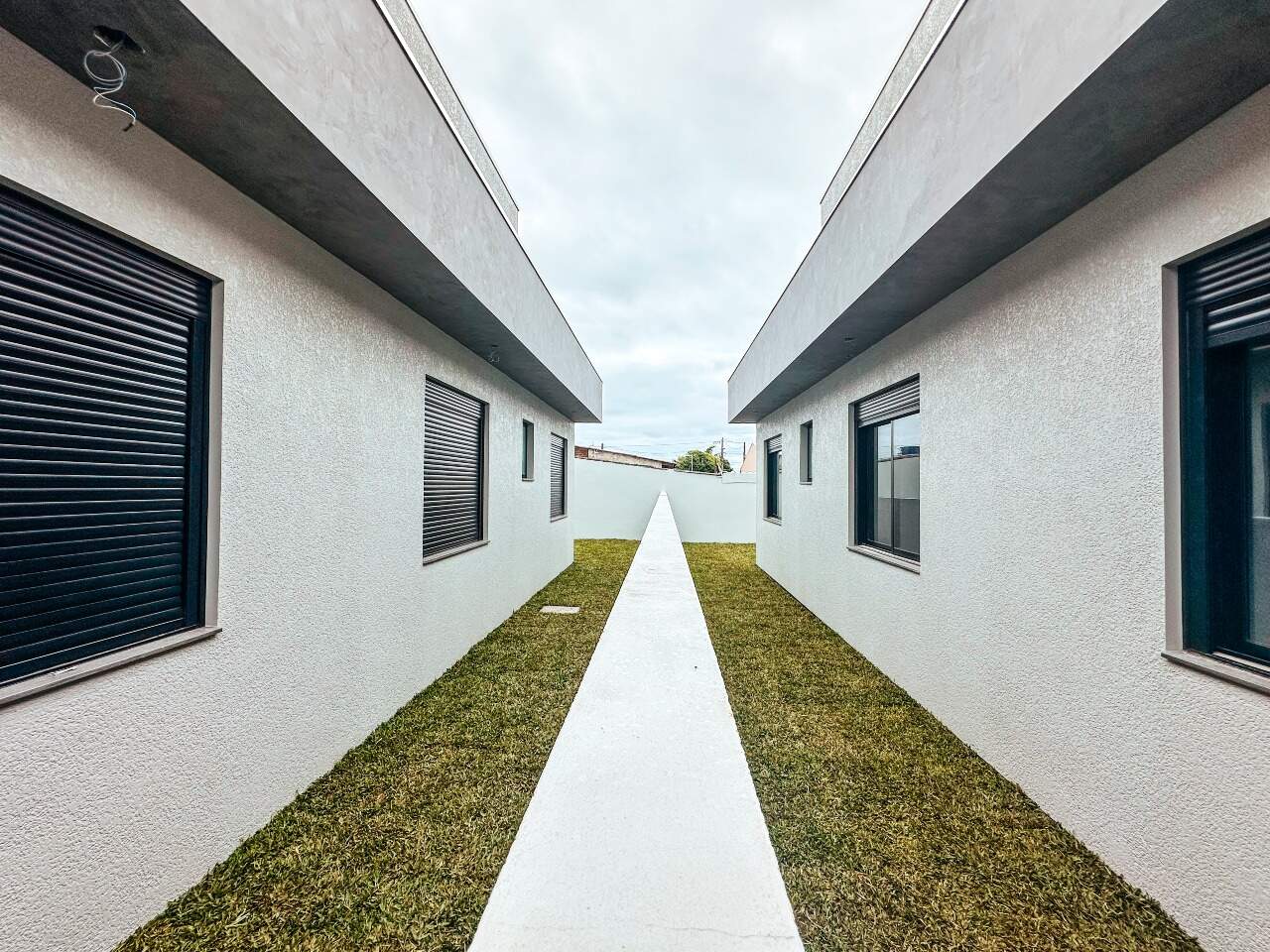 Casa à venda no Rainha do Mar: 