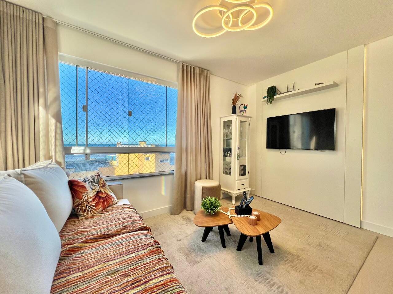 Apartamento à venda no Zona Nova: 