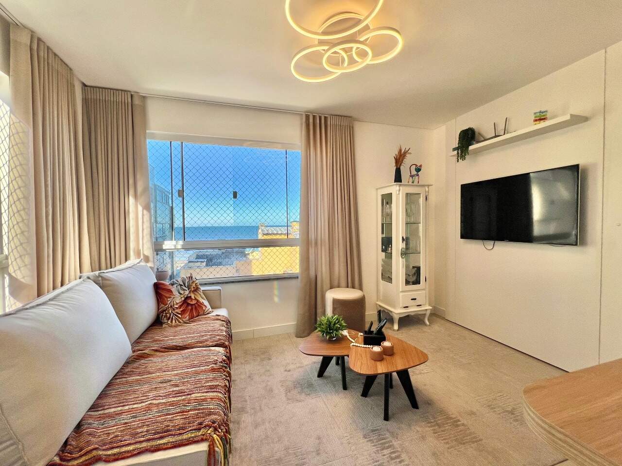 Apartamento à venda no Zona Nova: 
