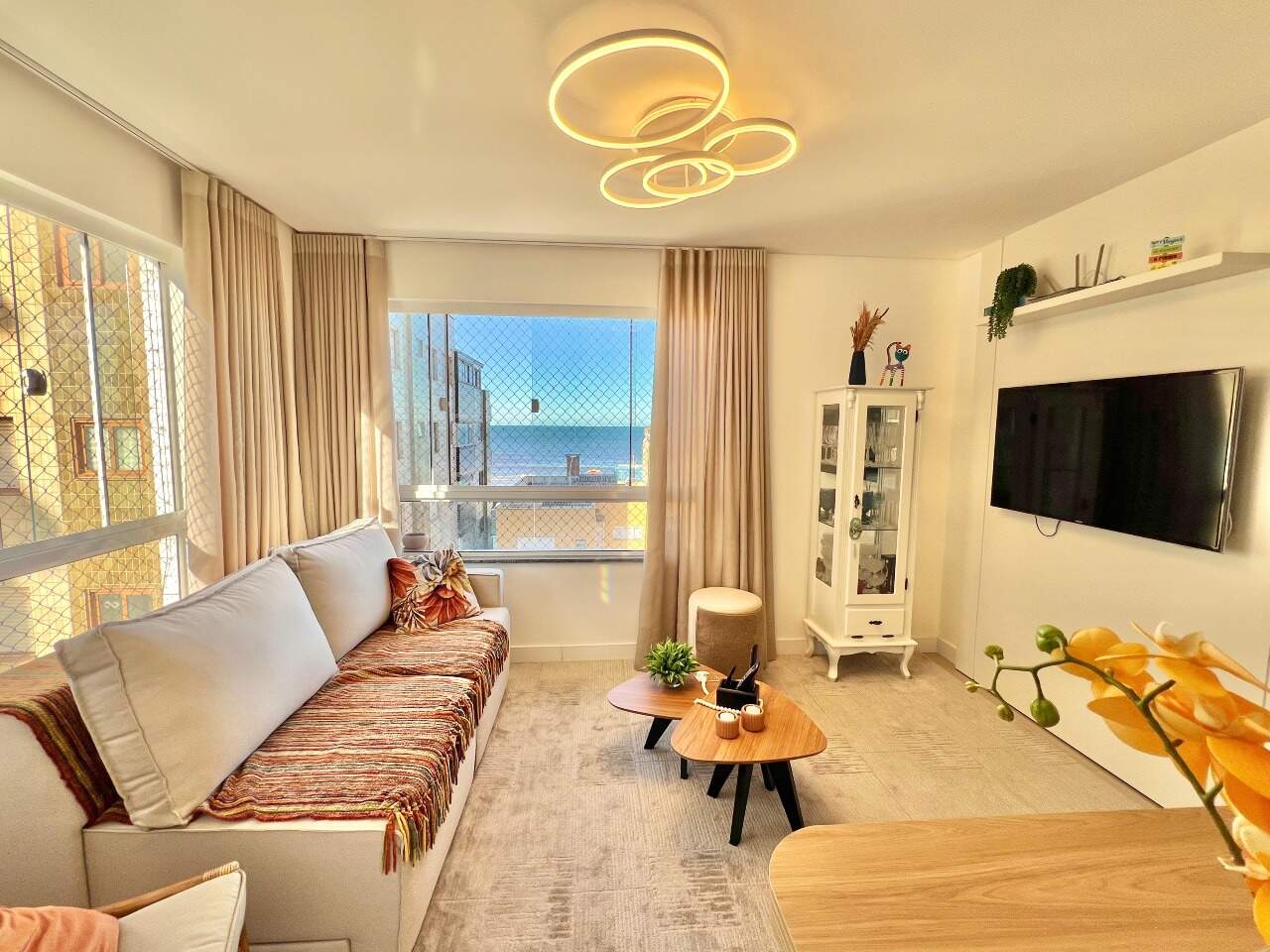 Apartamento à venda no Zona Nova: 