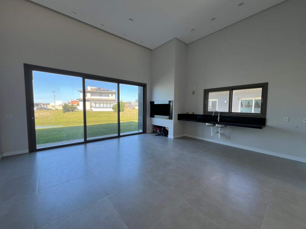 Casa em Condomínio à venda no Costa Serena: 