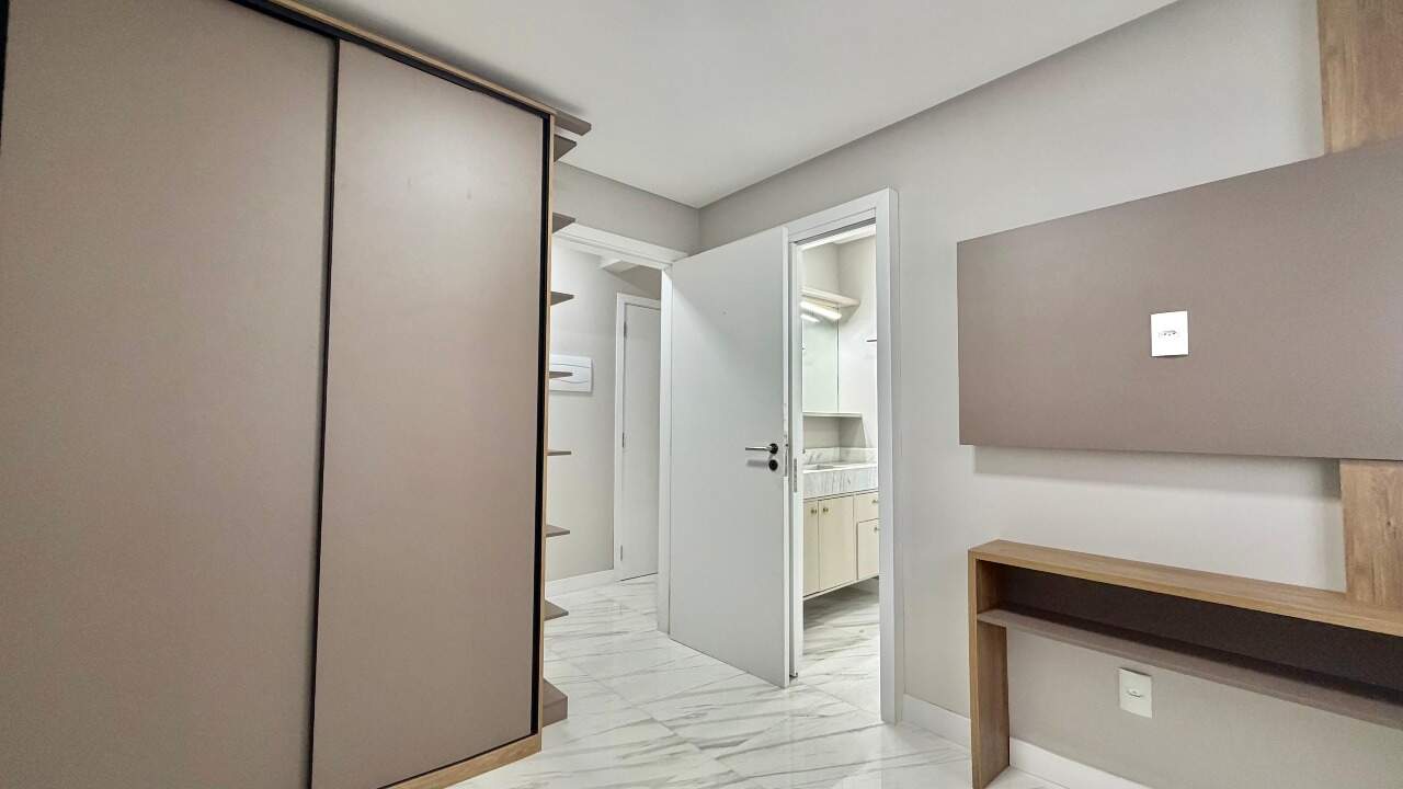 Apartamento à venda no Zona Nova: 