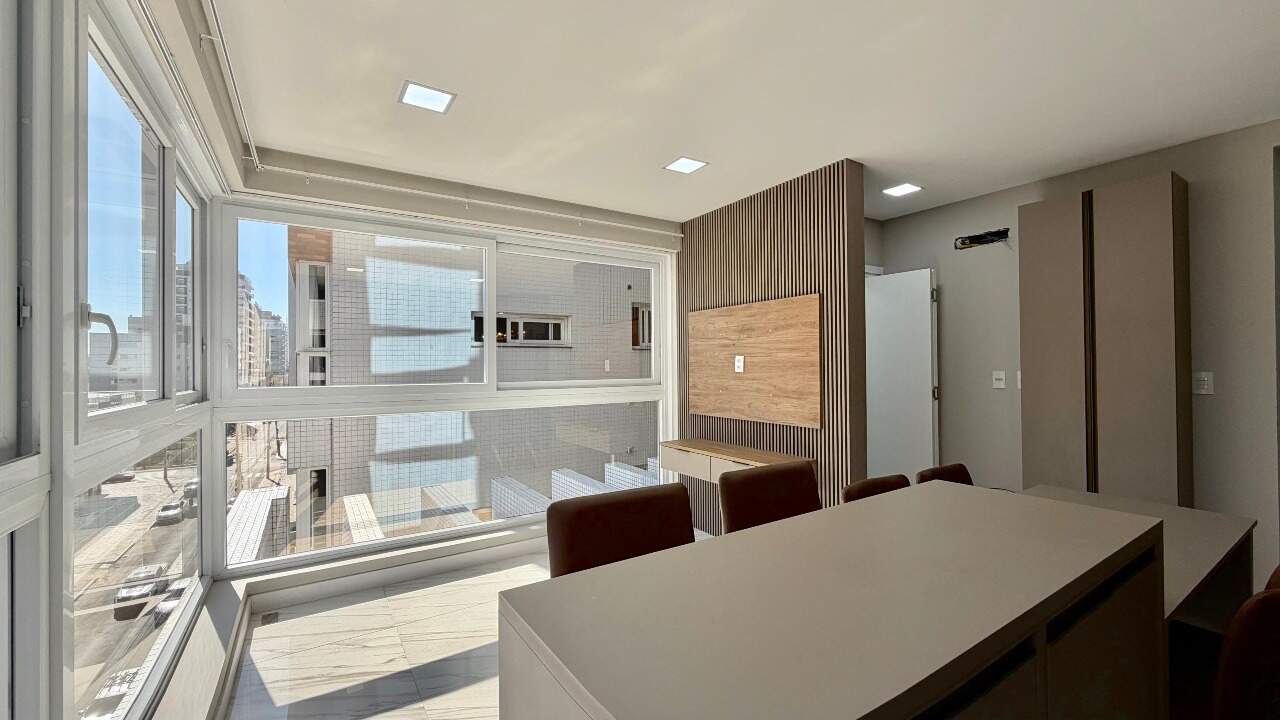 Apartamento à venda no Zona Nova: 