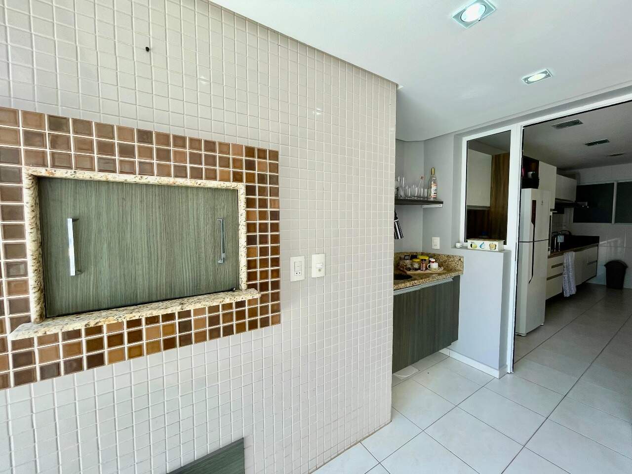 Apartamento à venda no Zona Nova: 
