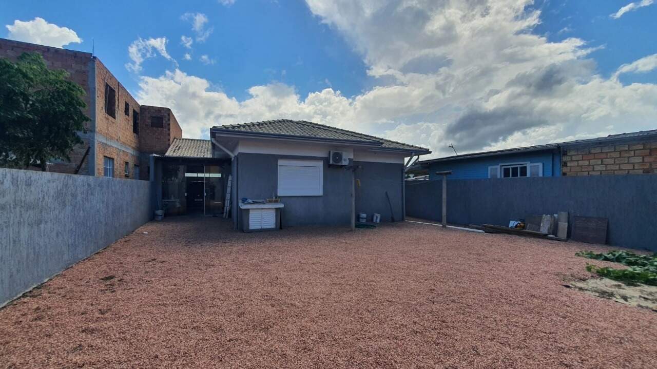 Casa à venda no Zona Nova: 