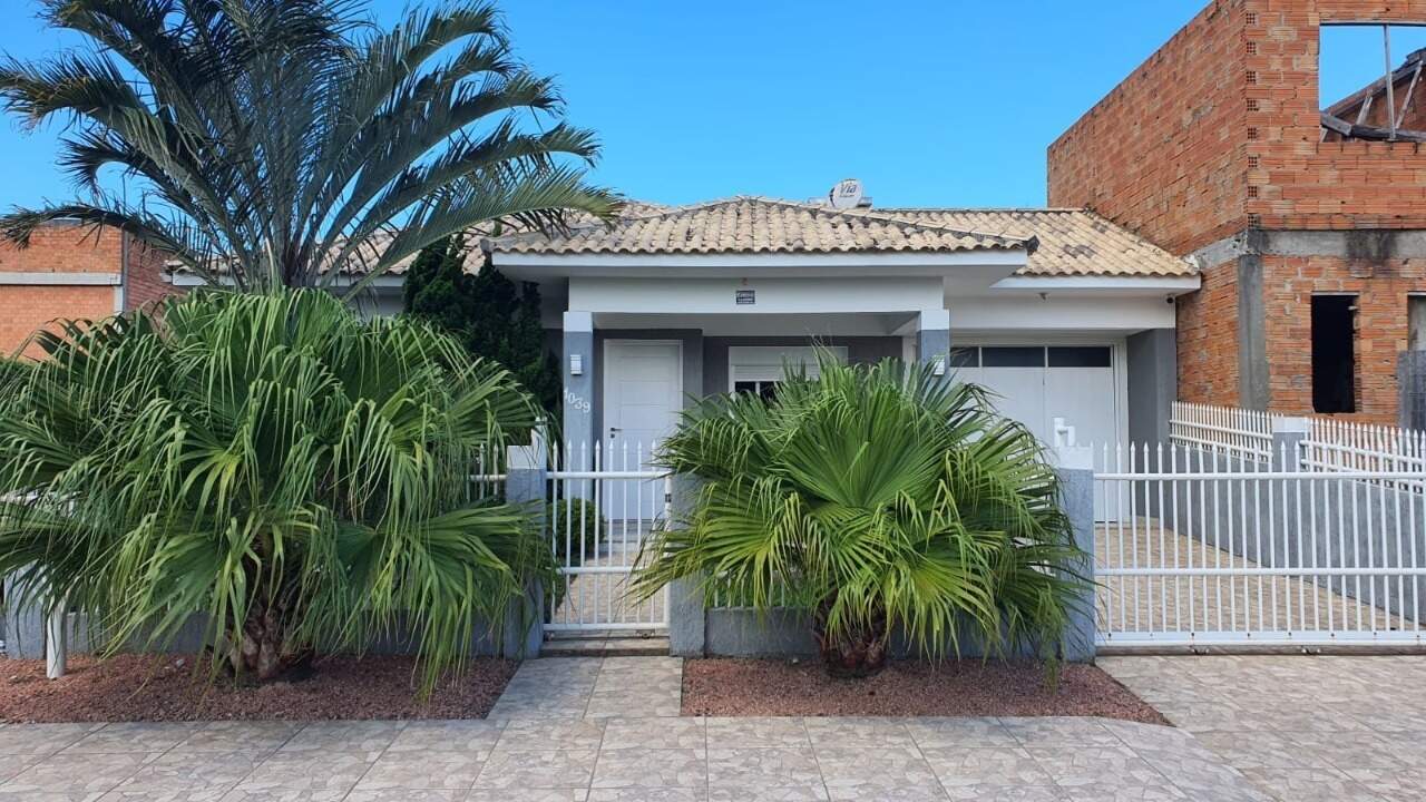 Casa à venda no Zona Nova: 