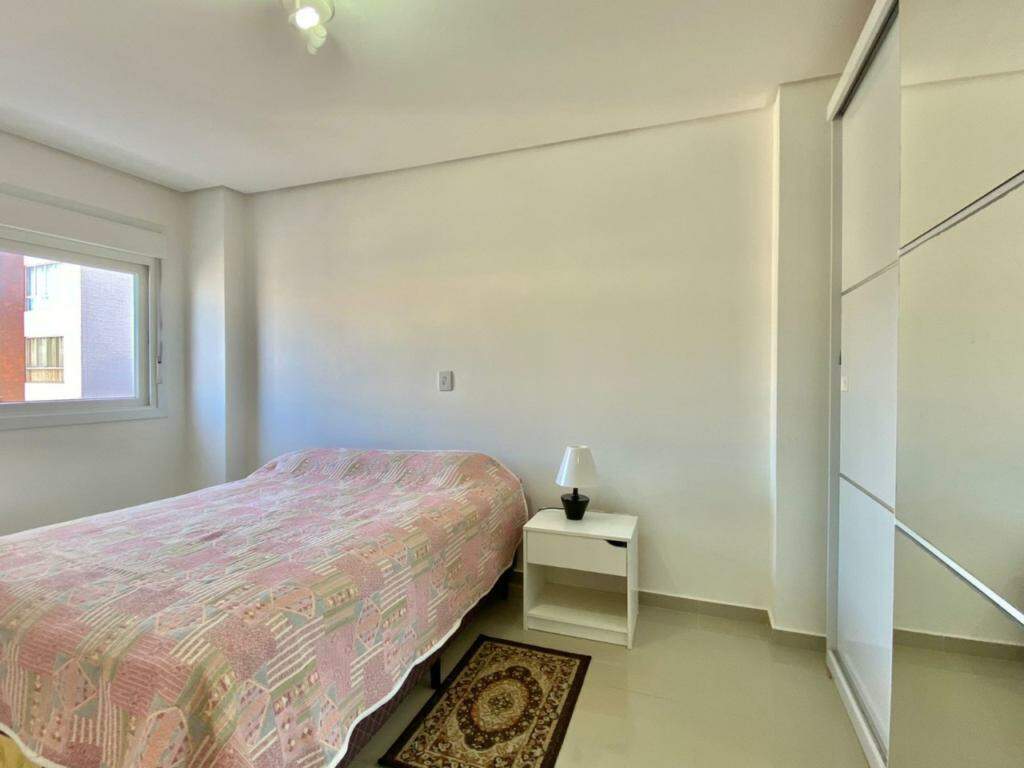 Apartamento à venda no Zona Nova: 