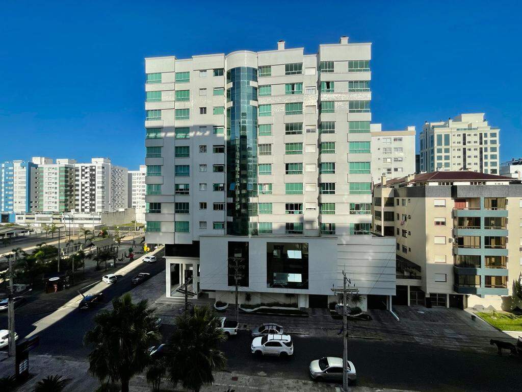 Apartamento à venda no Zona Nova: 