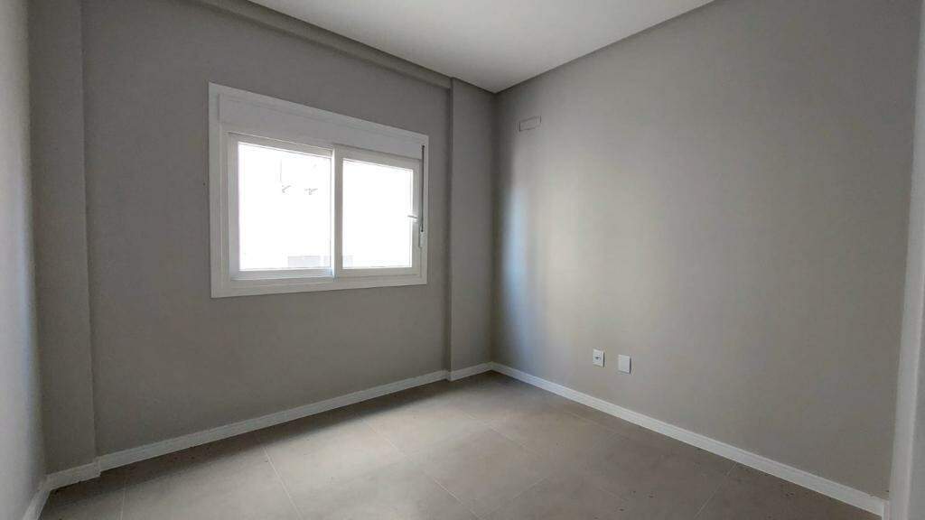 Apartamento à venda no Zona Nova: 