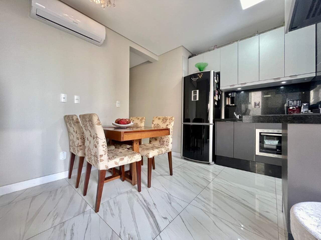 Apartamento à venda no Zona Nova: 