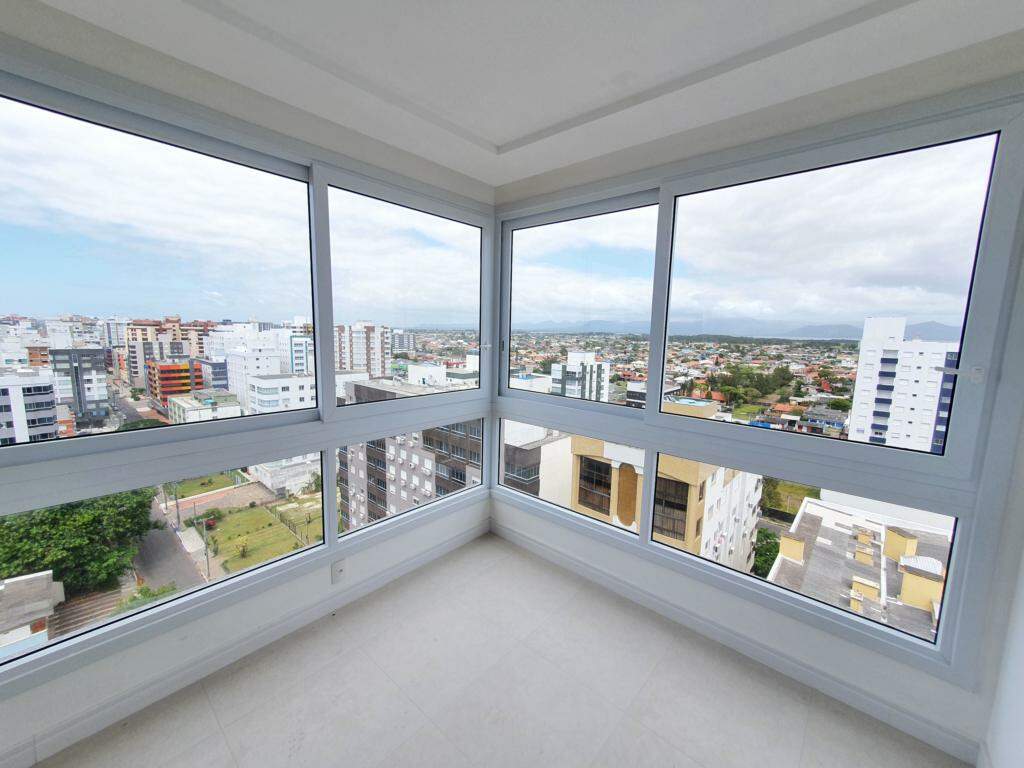 Apartamento à venda no Zona Nova: 