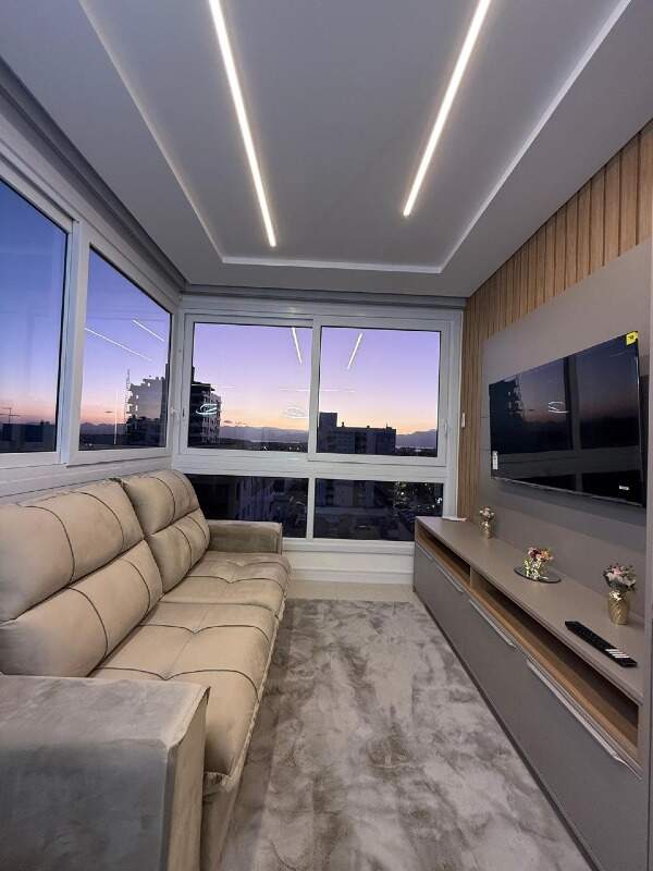 Apartamento à venda no Zona Nova: 