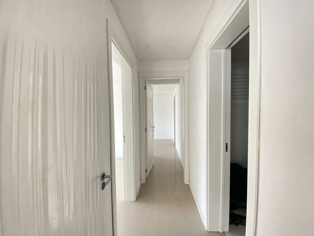Apartamento à venda no Navegantes: 