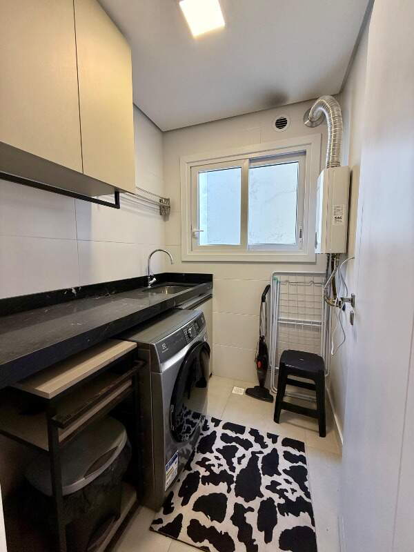 Apartamento à venda no Zona Nova: 