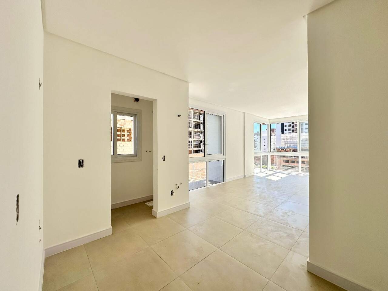 Apartamento à venda no Zona Nova: 